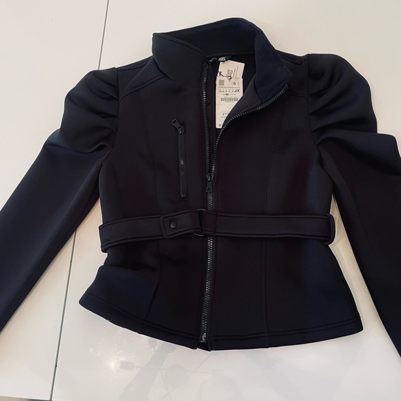 Woman’s vintage jacket, scu-ba material - Picture 2 of 6